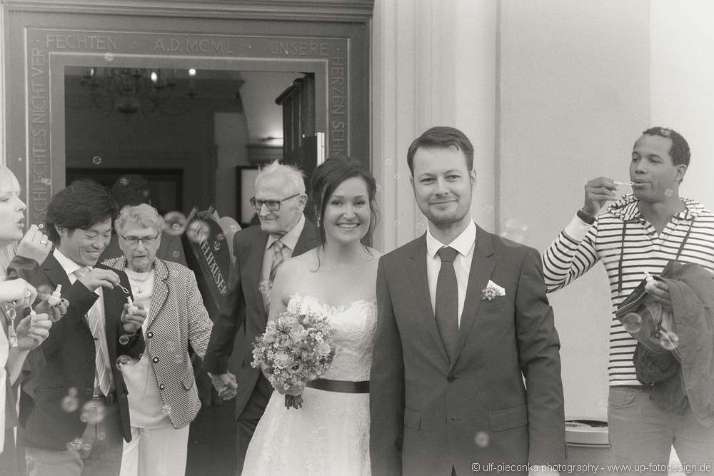 Hochzeitsfotografie Wuerzburg - Hochzeitsreportage - Eheschließung geschafft